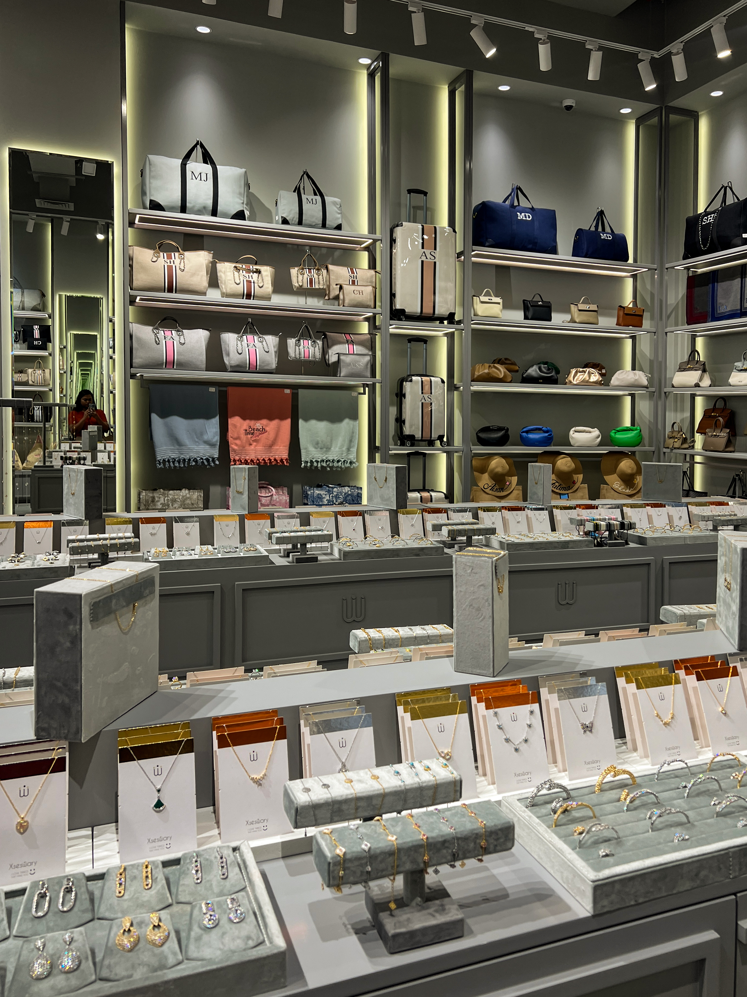 Interior view 3